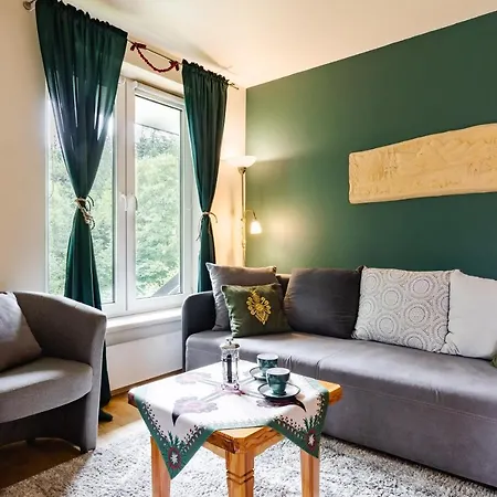 Apartment Butorowy *